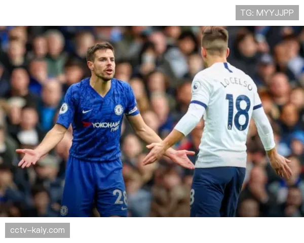 赛后评论：VAR未介入，阿劳霍的红牌尺度引争议